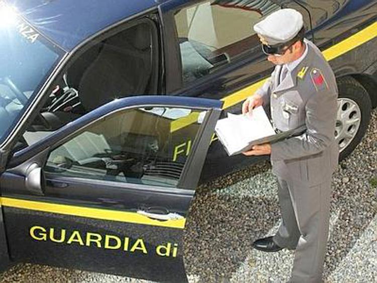 Blitz della Gdf in sede società Regione, 7 indagati a Cagliari