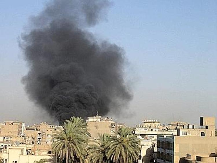 Iraq: jihadisti Stato islamico attaccano raffineria di Baiji
