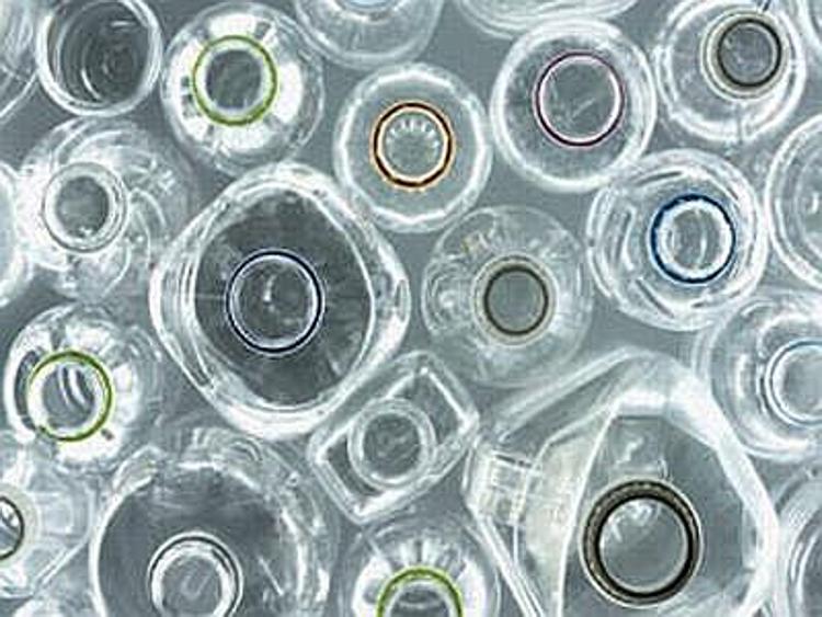 Da ogni chiosco d'acqua 200mila bottiglie Pet da 1,5 litri in meno l'anno