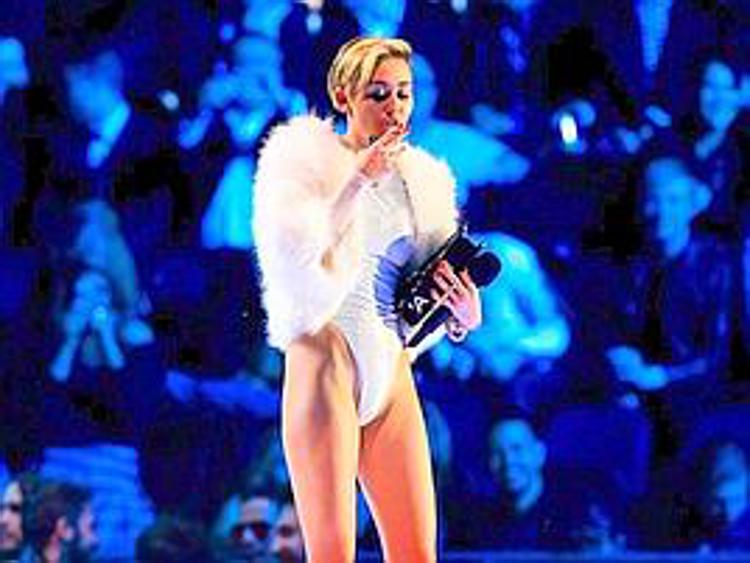Allergologi su 'caso Miley Cyrus', reazioni per 1 italiano su 100