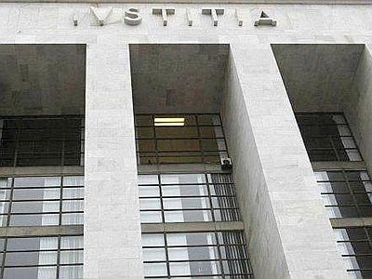 Lombardia, rimborsi illeciti: la Procura ha chiuso le indagini per 65 persone