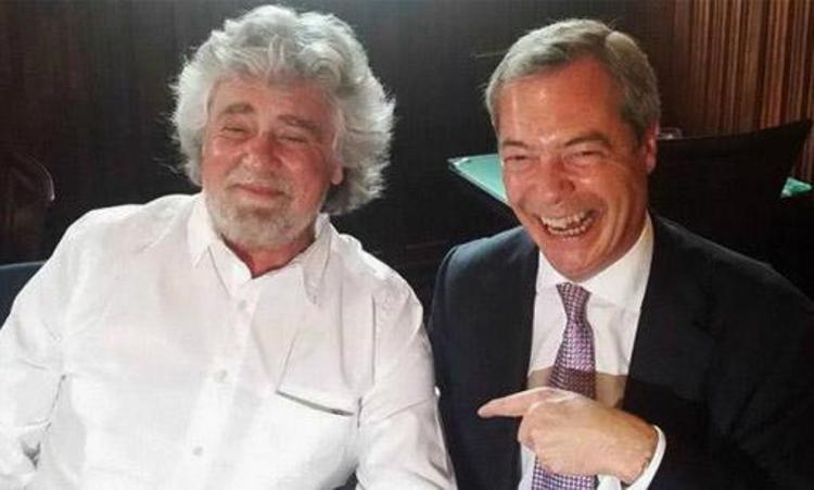 Grillo difende Farage: “La stampa mente, né razzismo né sessismo nello statuto dell’Ukip”
