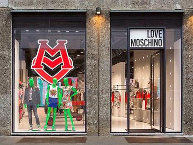 Love Moschino apre il suo primo flagship store a Milano