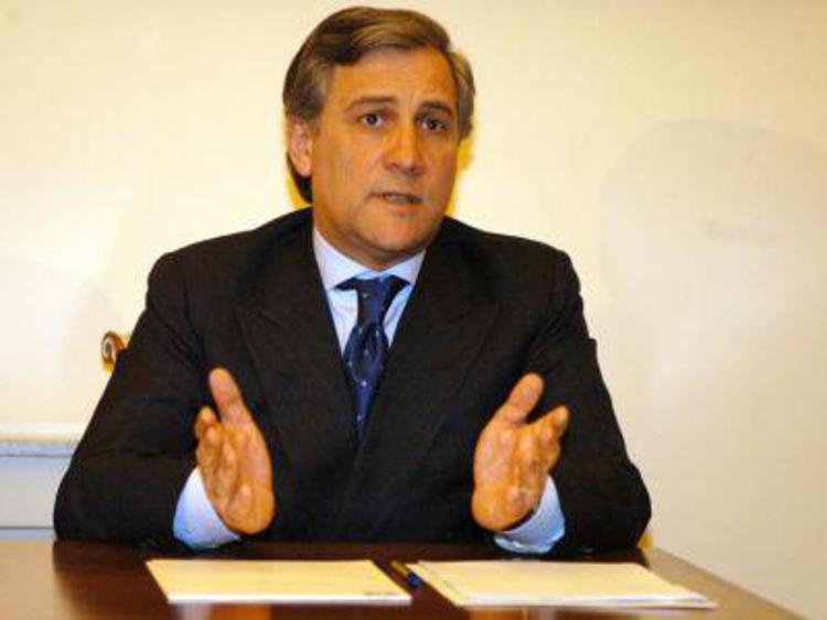 Ue: Tajani, Parlamento vigili su attuazione Piano Junker