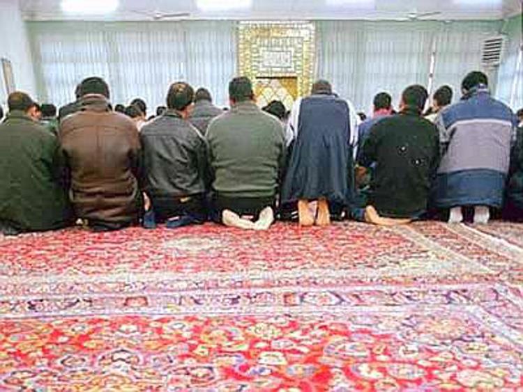 Islam: fine Ramadan oggi o domani? Sunniti e sciiti divisi