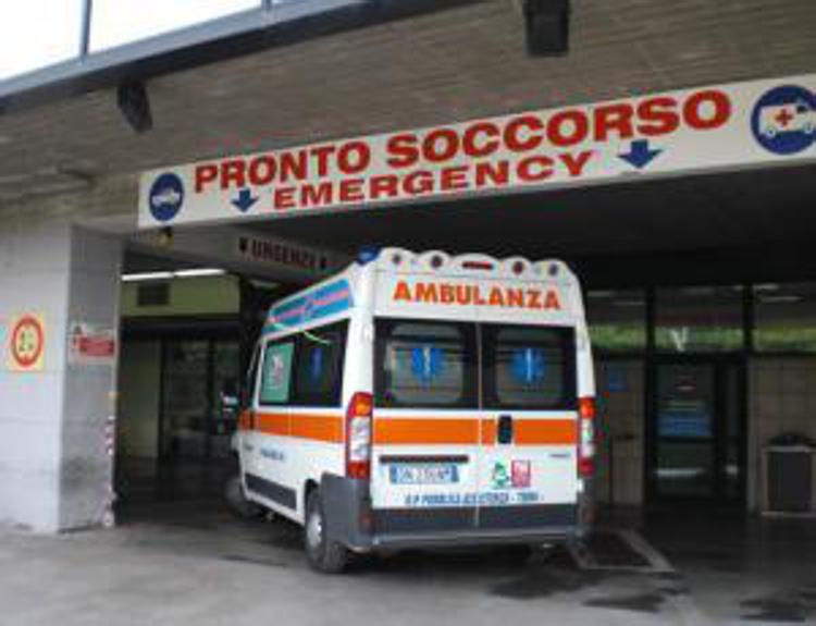 Reggio Calabria: neonato sta male e madre lo porta in caserma, morto
