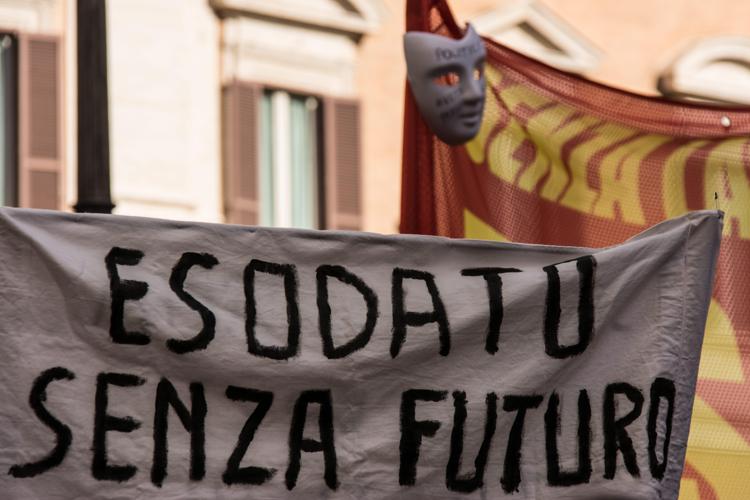 Protesta degli esodati a Roma (Infophoto) - INFOPHOTO