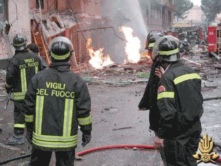 Incendi: Confsal Vvf, revocato stato agitazione nazionale vigili del fuoco