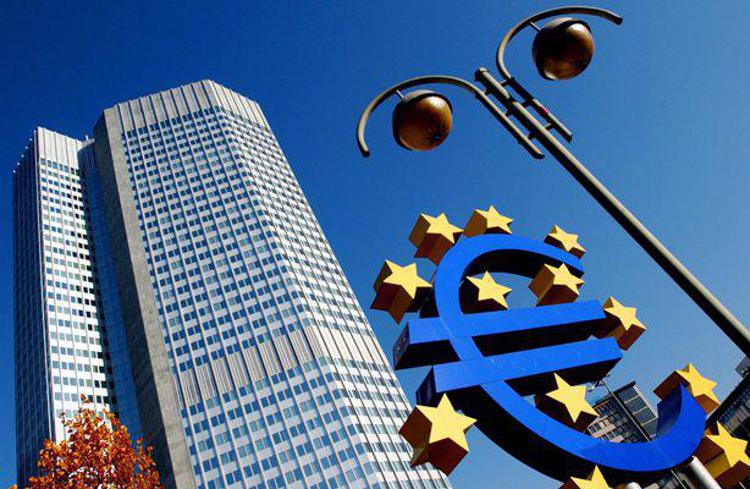 Banche: vigilanza bancaria Bce, prudenza su dividendi