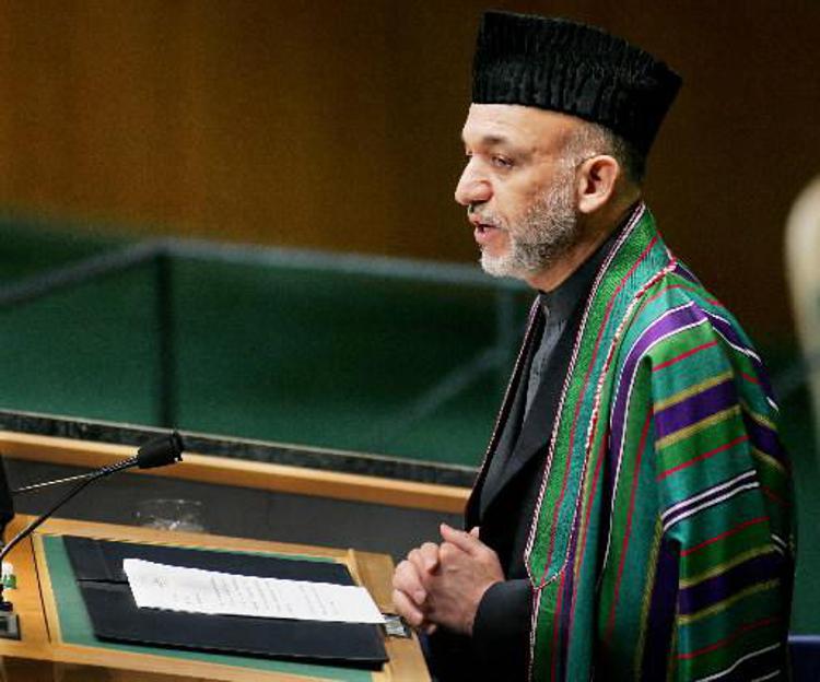 Afghanistan: appello Karzai per fine Ramadan, Talebani rinuncino a lotta