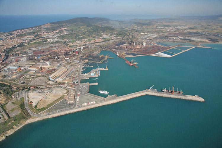Piombino, monitoraggio ambientale durante lavori ampliamento del porto