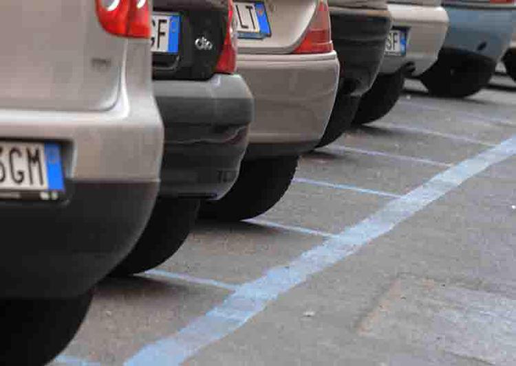 Padova: Bitonci, da domani 'parcheggi in saldo'