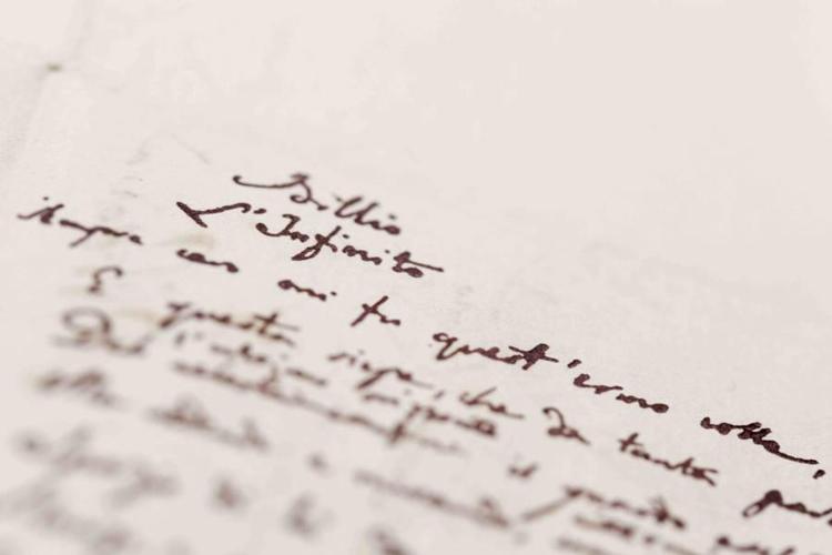 Letteratura: sequestrato manoscritto 'Infinito' attribuito a Leopardi