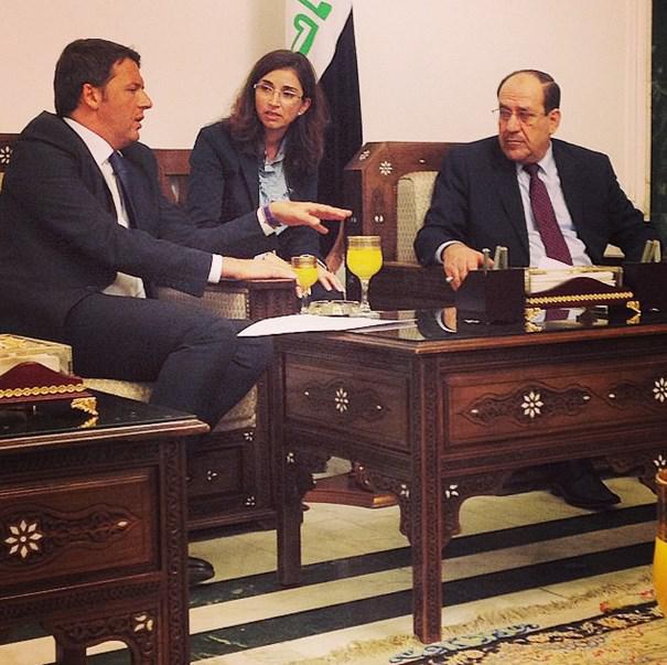 con il premier uscente al-Maliki (Twitter/Nomfup)