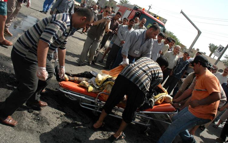 Escalation di attentati in Iraq, tornano i kamikaze: 8 morti a Baghdad