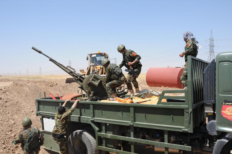 Iraq, il governo italiano vuole fare presto: armi ai curdi entro la settimana