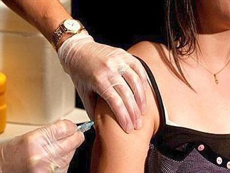 In Svizzera via libera ai test clinici sul vaccino anti-Ebola 'made in Italy'