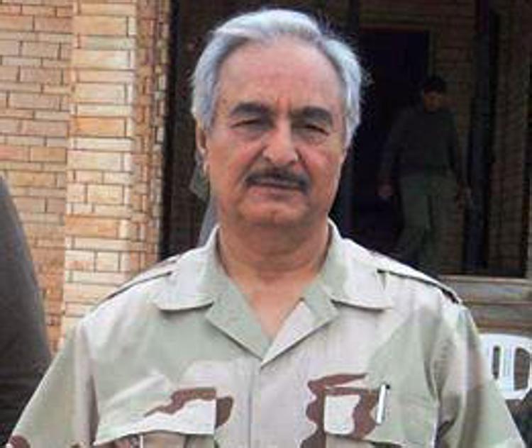 Il generale libico dissidente Khalifa Haftar