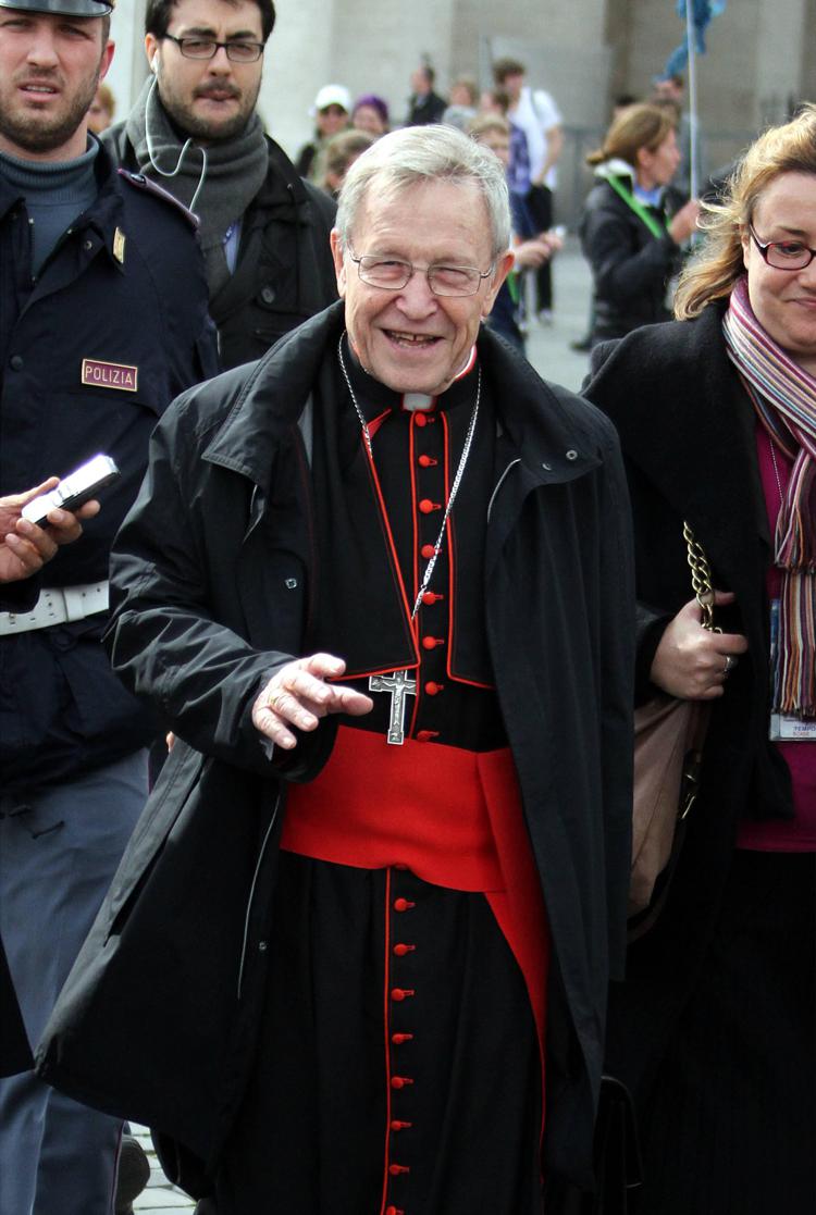 il cardinale Walter Kasper (Infophoto)