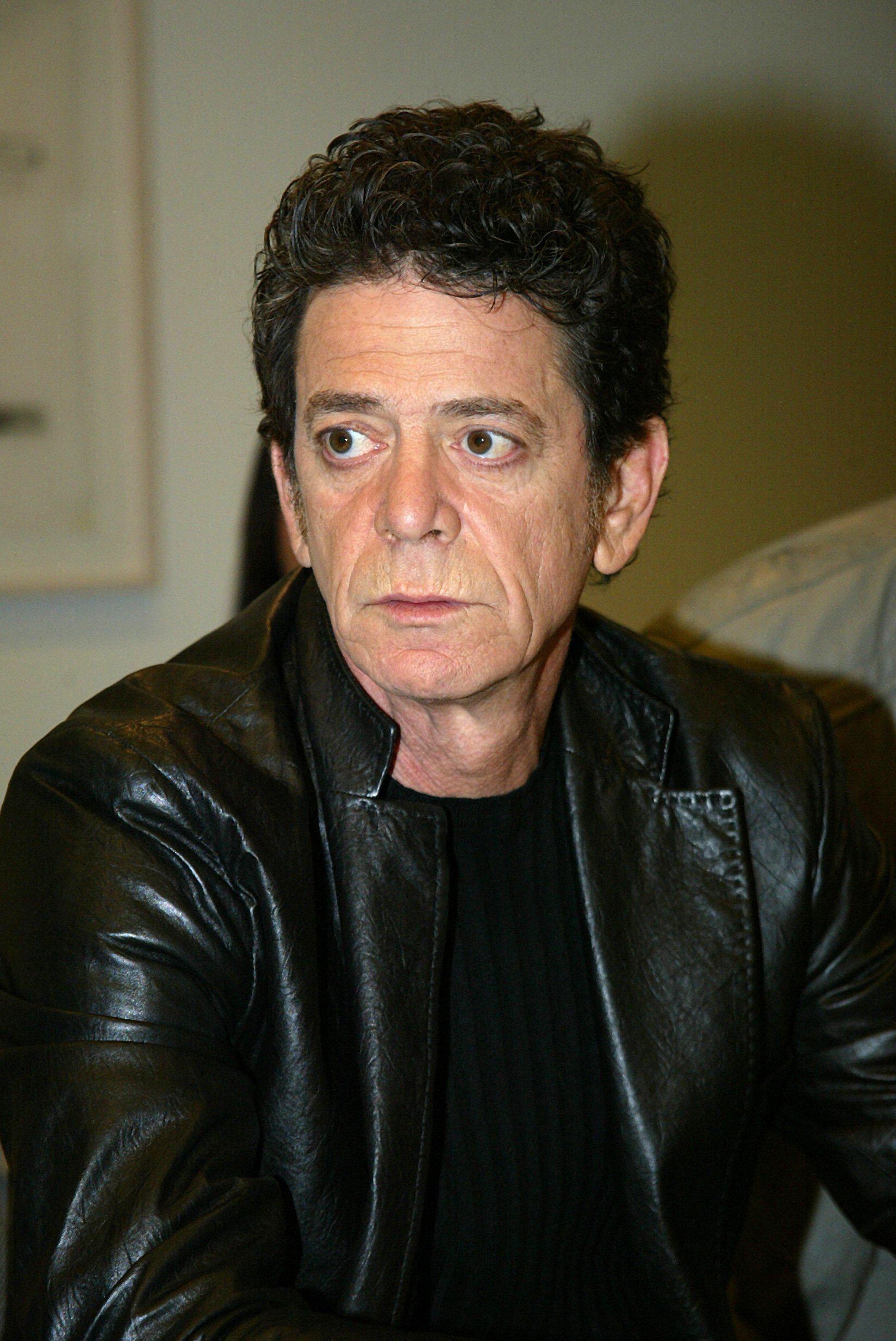 (dpa) - US rock star Lou Reed ('Take A Walk On The Wild Side') pictured at a press conference in Berlin, 15 March 2002. - Infophoto