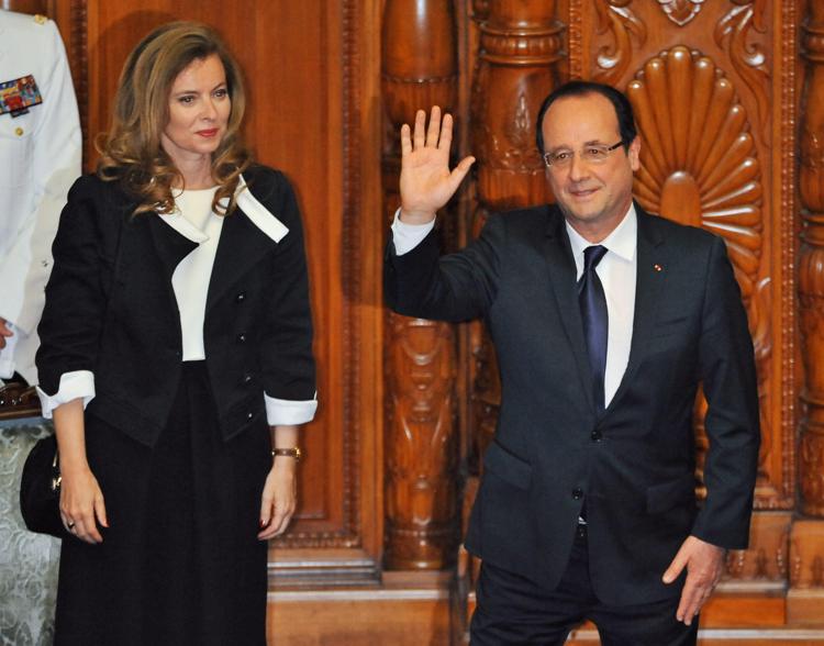  Il presidente francese François Hollande con Valérie Trierweiler  - INFOPHOTO