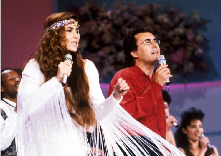Nella foto Romina Power e Al Bano a sanremo 1989 (infophoto)