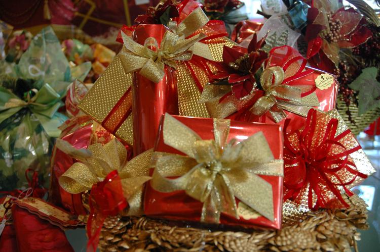 Natale: pacchetti fai da te e poco presenzialismo contro tristezza
