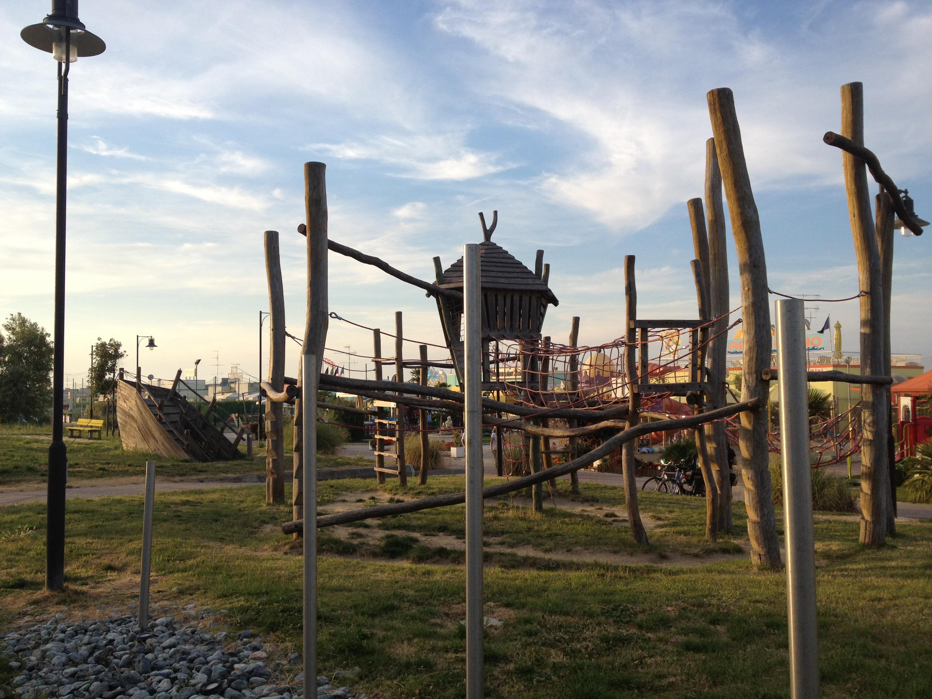 Parco giochi di Cesenatico in provincia di Forlì-Cesena (Foto di playgroundaroundthecorner.it)