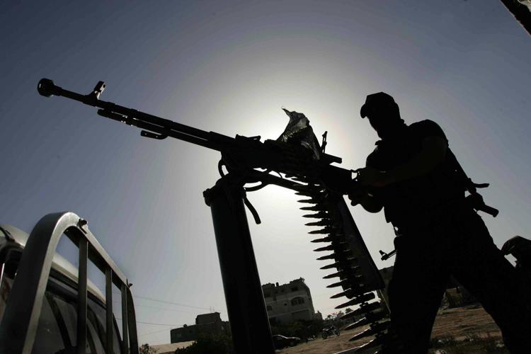 Iraq: Is diffonde video da Tikrit, giustiziati 4 sunniti con colpo alla testa
