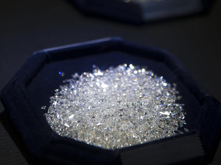 Diamanti (Xinhua)