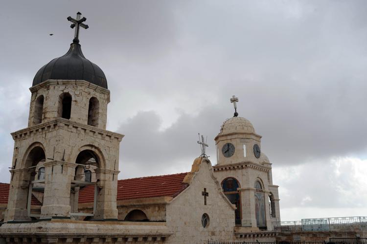 Siria: Consiglio nazionale siriaco, bombardare Is per salvare cristiani