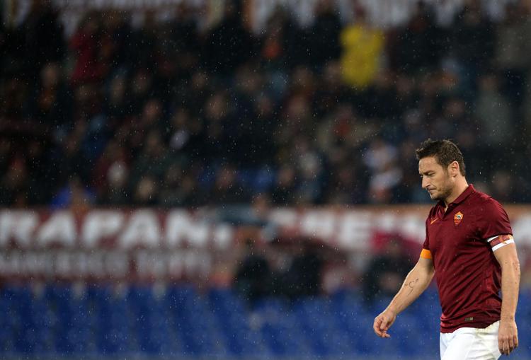 Il capitano della Roma, Francesco Totti (Foto Afp) - (Afp)