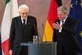 Il Presidente Sergio Mattarella nel corso dell'incontro con la stampa al termine dei colloqui con il Presidente della Repubblica federale di Germania Joachim Gauck