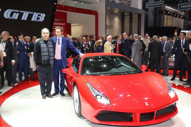 Sergio Marchionne e John Elkann Ferrari 488 Gtb
