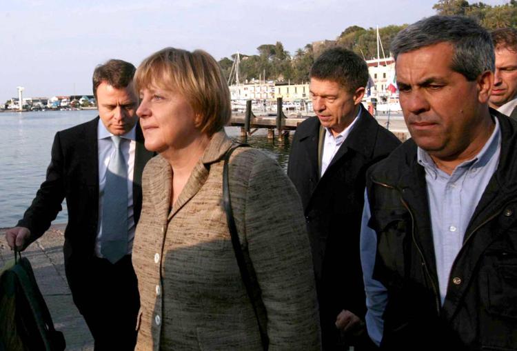 Angela Merkel in una recente vacanza a Ischia   - (Infophoto) 