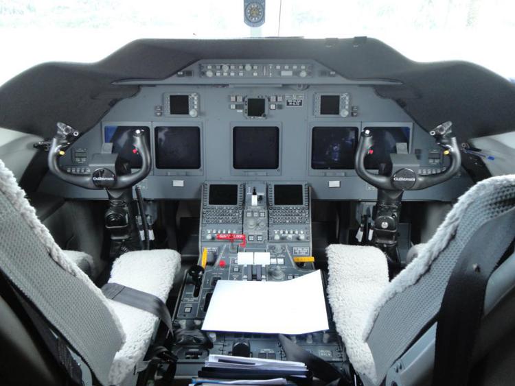 Francia: pilota automatico riprogrammato da 38.000 a 100 piedi