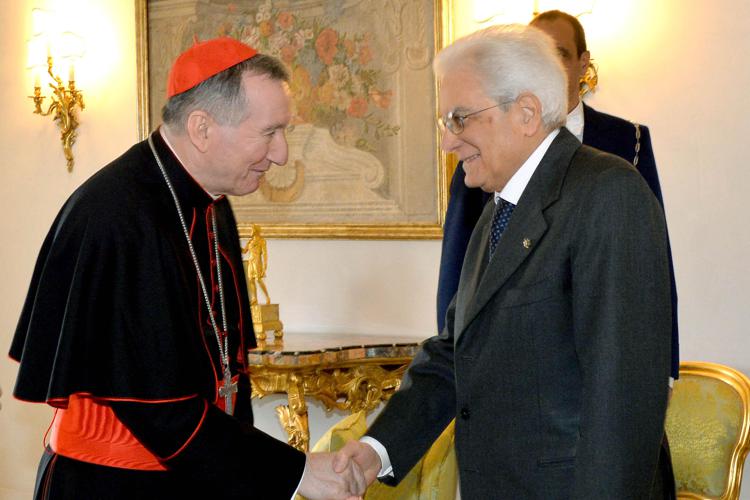 Il Presidente della Repubblica Sergio Mattarella con il Cardinale Pietro Parolin (foto dal sito del Quirinale) - Antonio Di Gennaro