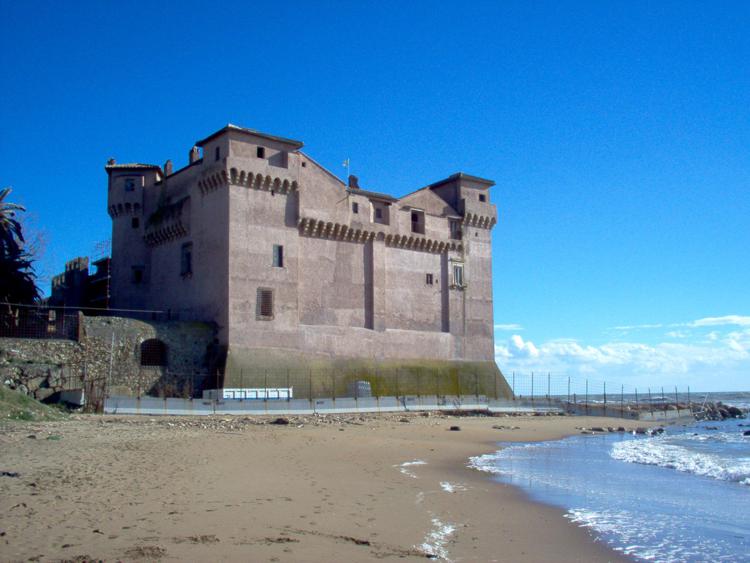 Il Castello di Santa Severa (Foto dal sito della Provincia di Roma)