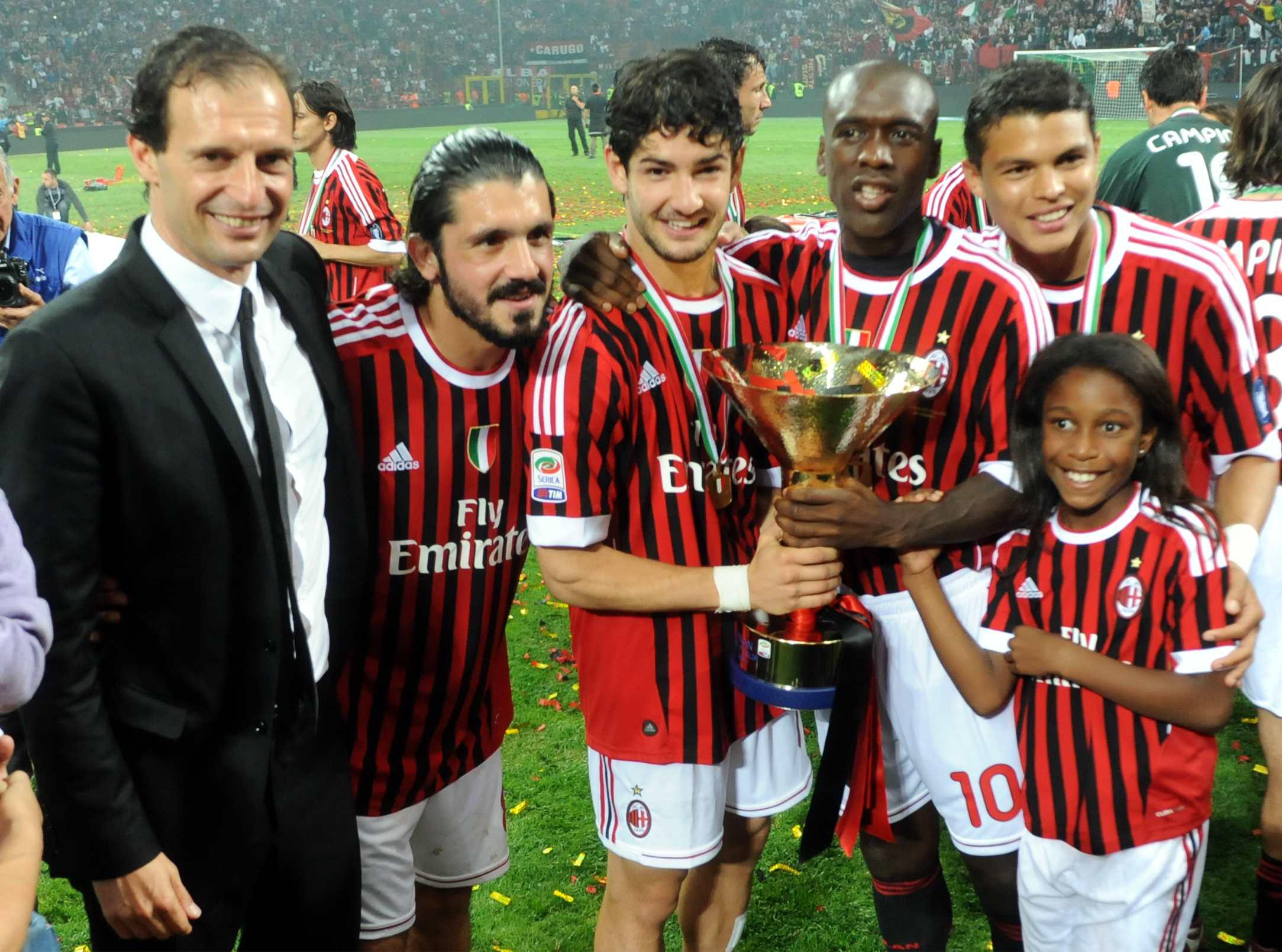 Massimiliano Allegri e il Milan festeggiano lo scudetto 2010/2011