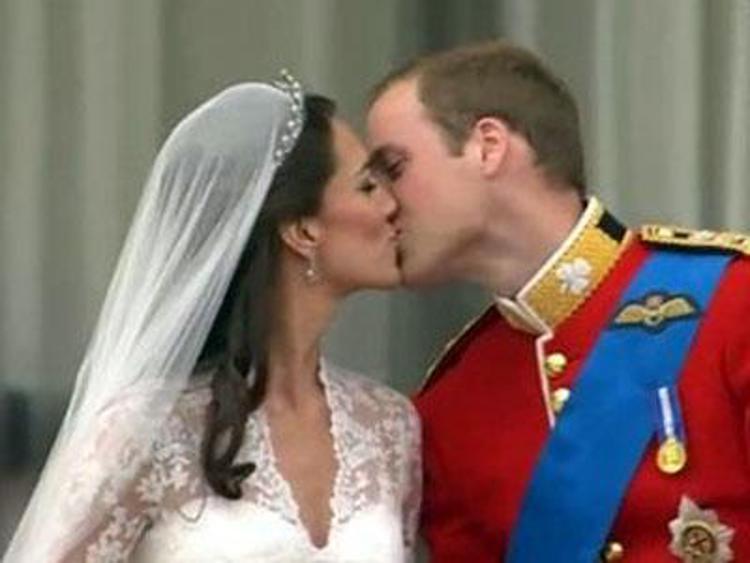 Gb: attesa per secondo royal baby, regalo per anniversario William e Kate?