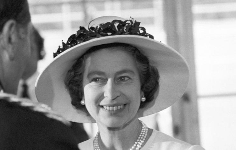 La regina Elisabetta II in una foto del 1978 (Foto Infophoto)