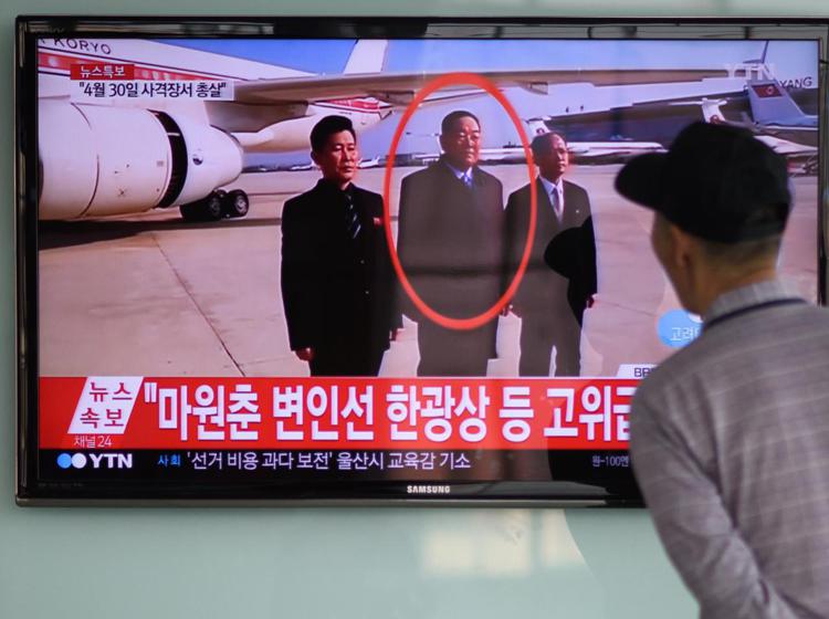 Nordcorea: giustiziato ministro Difesa, si era addormentato a parata