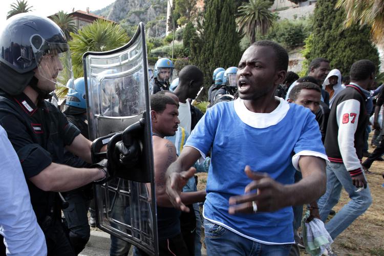 Migrants at Ventimiglia - Photo: AFP