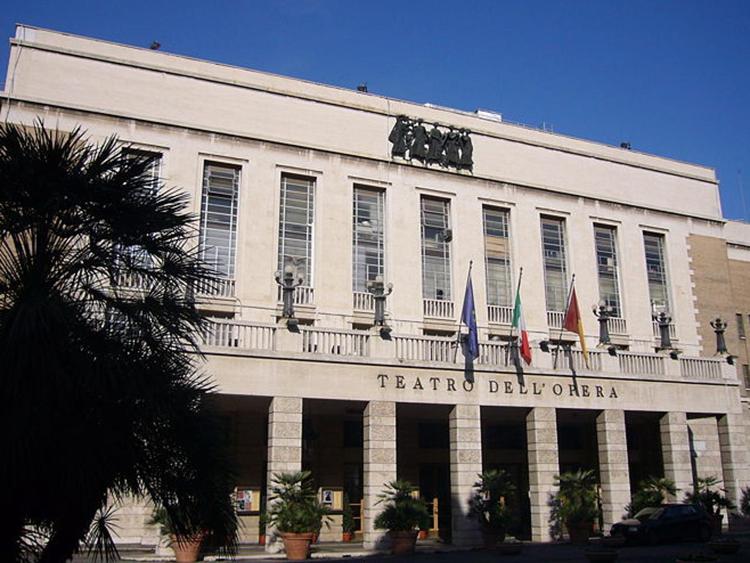 Il Teatro dell'Opera di Roma (Foto da Wikipedia)
