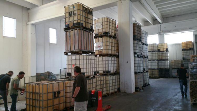 Contrabbando: gdf Caserta scopre oltre 260mila litri di gasolio illegale
