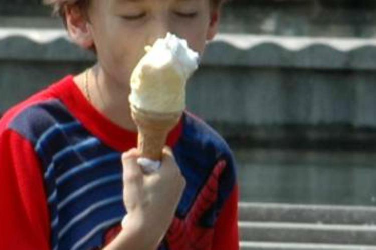 Un gelato 'in sospeso' per far sorridere i bambini meno fortunati