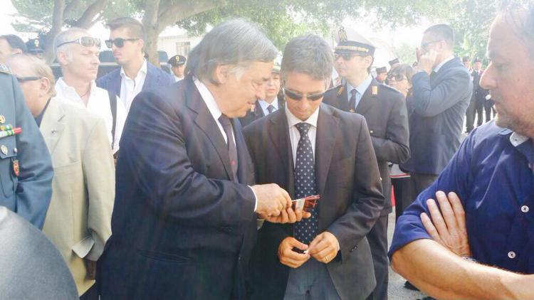 Manfredi Borsellino con il sindaco Orlando alla messa
