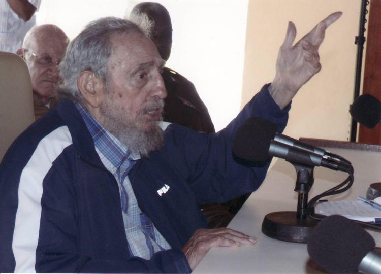 Il lider maximo Fidel Castro in una delle sue ultime apparizioni in pubblico (Foto Infophoto)