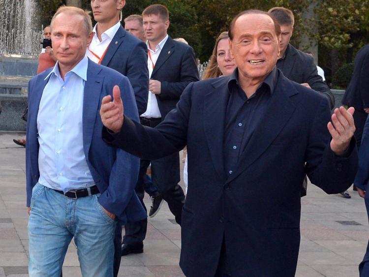 Berlusconi e Putin (Afp)