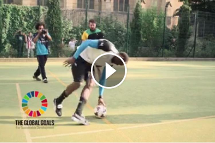 Un calcio alla povertà e al cambiamento climatico, la sfida di Usain Bolt